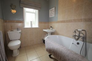 HOUSE BATHROOM - click for photo gallery